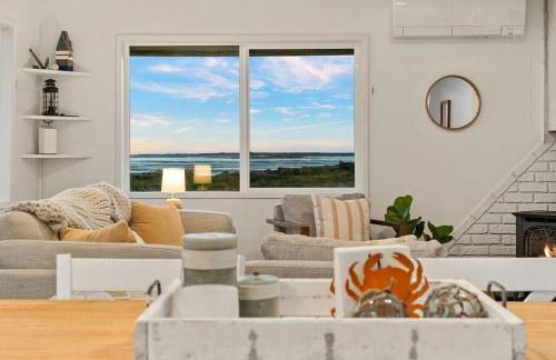 Cozy Coastal Getaway • Panoramic Ocean Views - Foto 24