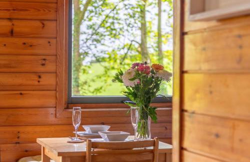 Chalet Lodge 3 Hot Tub by Interhome - Foto 24