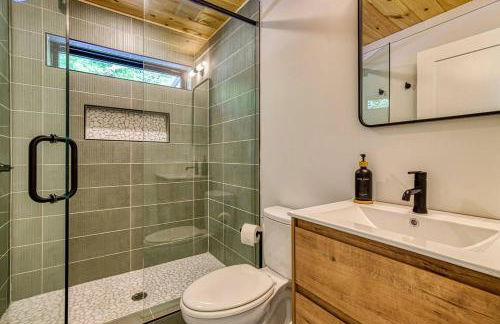 Peaceful Smoky Treehouse| Hot Tub • Hammock • Deck - Foto 22