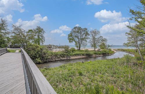 Gorgeous Grand Traverse Bay Beach Front Condo - Foto 3