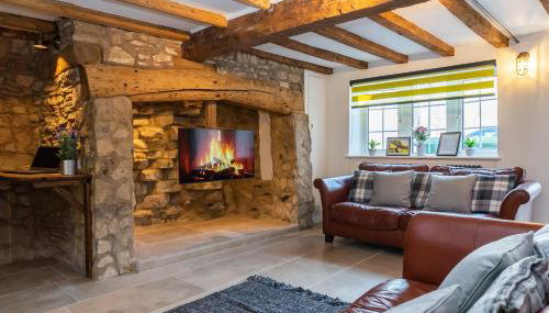 Gloucester-Beautiful 4 Bedroom Cottage-Sleeps 8-Free Parking-Fast Wi-Fi-Work or Leisure - Foto 3
