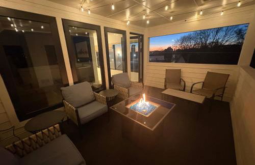 Brand New 5BR house & Carriage House near Downtown - Foto 3