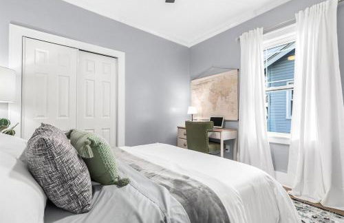 Spacious 4BR Home by Dtown Royal Oak - Photo 25