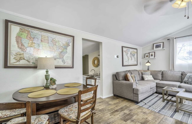 3bd1 Mile to Garden of the Godstraveler's Home - Photo 17