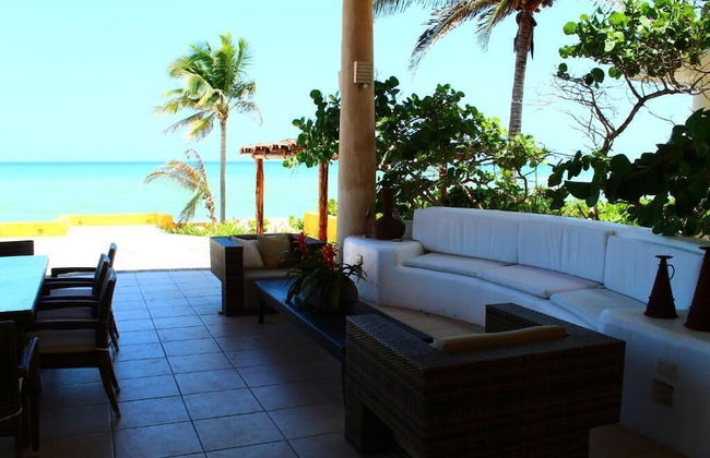 Uinic Chay Luxury Ocean Front Villa - Photo 8