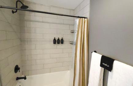 The Funky Fun Haus - Pickleball, Hot Tub, Arcade - Photo 36