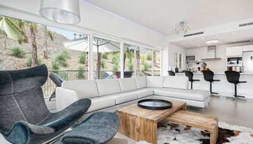 Seaview Luxury 2 Bedrooms Apt in Reserva del Higueron - Foto 2