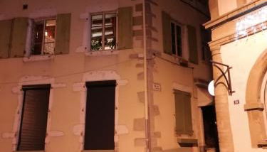 Appartement entier - Centre ville - Batiment historique - Foto 5