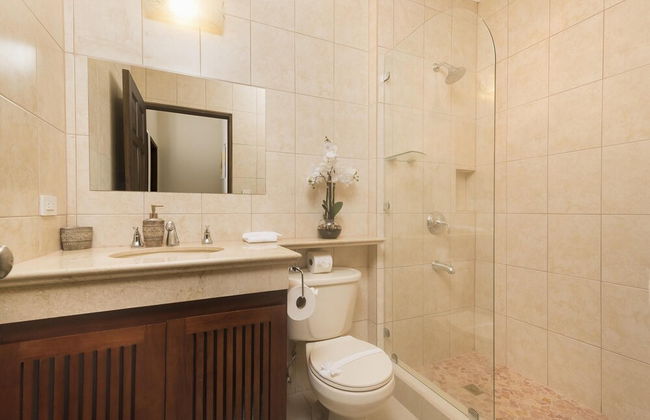 Playa Flamingo Comfortable 3 BR Oceanview Condo - Flamingo Towers 17 - Photo 12