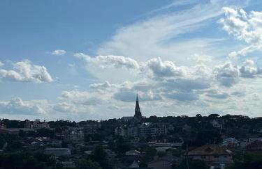 Confortável apartamento no centro de Canela - Foto 7