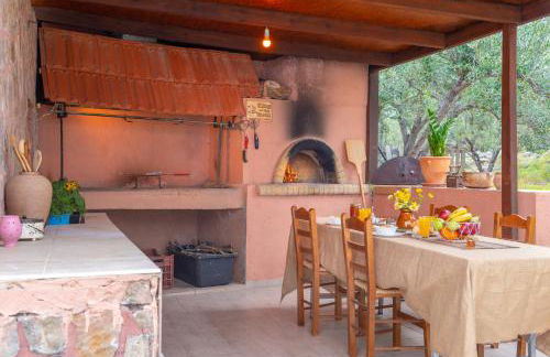 Το σπιτι του μελισσοκομου - Foto 34