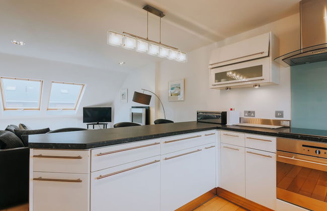 The Penthouse - Foto 22