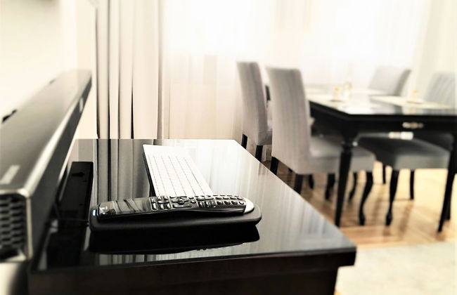 MONDRIAN Luxury Suites UNESCO Old Town - Photo 28