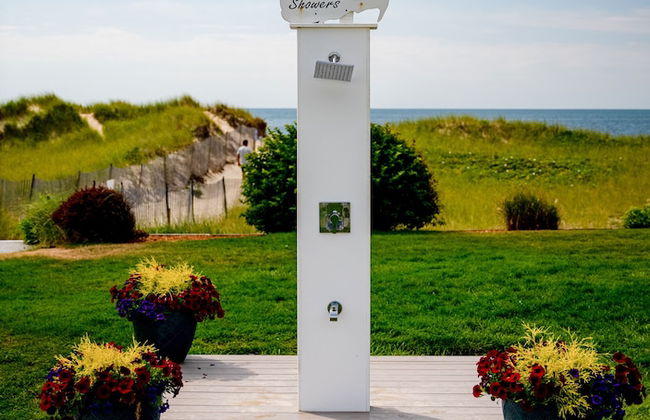 Edgewater Beach Resort, a VRI resort - Photo 32