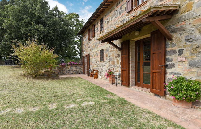 Holiday Home in Radicofani - Siena With Terrace - Photo 32