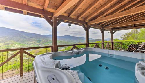 True Log Cabin with Game Room, Year-Round Views - Foto 1