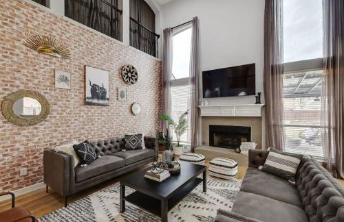 Stylish Spacious Convenient - 6-BD 2 5-BA + Pool - Foto 6