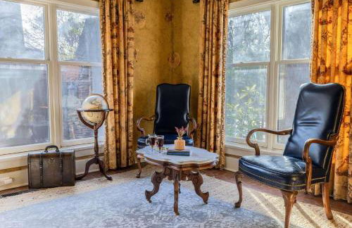 Historic Tudor Home, Heated Pool - Photo 60