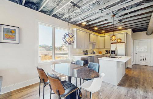 Walkable Gem! Dtwn Chattanooga Base with Balcony - Foto 3