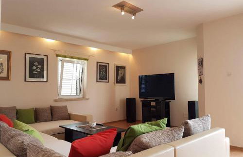 Apartment Tempera - Photo 5