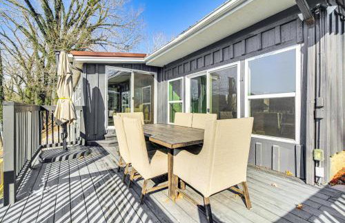 Fish House with Deck, Fire Pit and River Views - Foto 26