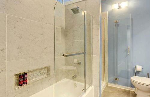 Stylish and Serene West Friendship Hidden Gem! - Foto 24