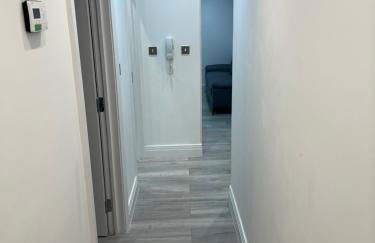 QB Stylish 2 Bedroom Apartment - Smart TV - Wifi - Parking - Foto 4