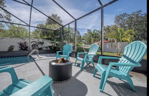 Central Perk Retreat | Heated Pool + Zoo 1 Block! - Foto 4