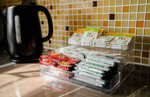 Huge 6 Beds House in Zone 2 London-MobileRateOffers-Families-Leisure-Parking-WiFi-PoolTable-Netflix-Sleeps15! - Foto 20