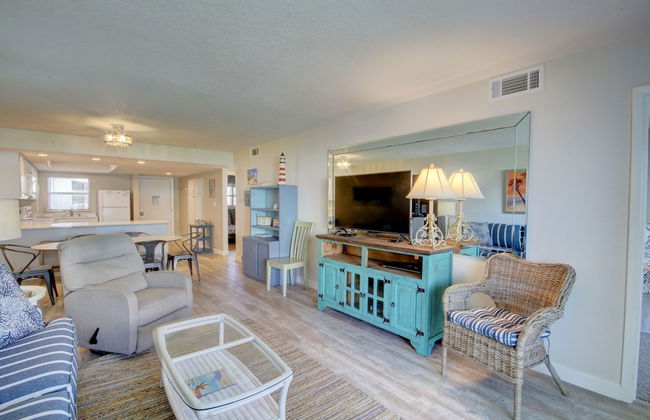 423 El Matador 2 Bedroom Condo by RedAwning - Photo 13