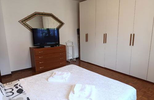 Three Rooms With Whirlpool Bath - Photo 22