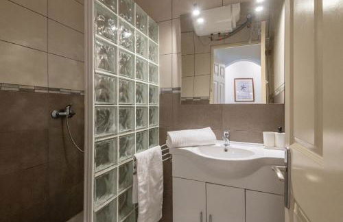 2 homes, pool and beautiful ocean view! - Foto 47