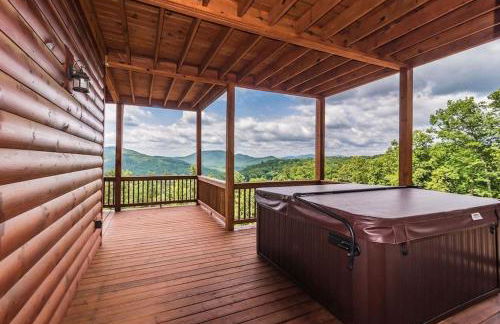 Majestic mountaintop cabin, hot tub, fireplaces - Foto 7