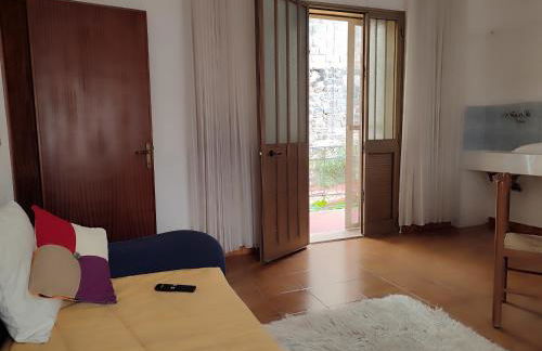 Family & Friends - First floor - South West wing - Fully equipped with view - 15 minutes drive by car to the seaside - Foto 4