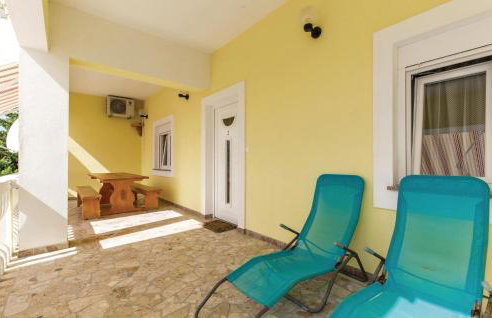 Cozy Apartment In Lukovo Sugarje - Foto 12