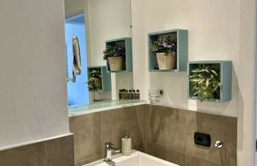 LakeSide View Apartment - Foto 23