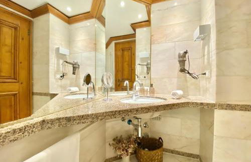 Best Butler I Romantic 4two I Küche I Balkon I Parken I Schlossblick - Photo 8