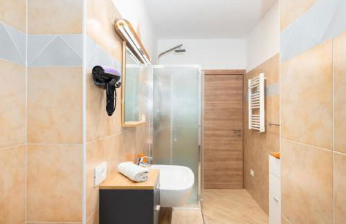 1min from Bernina Express - Mountain View - AC - WiFi - Foto 23