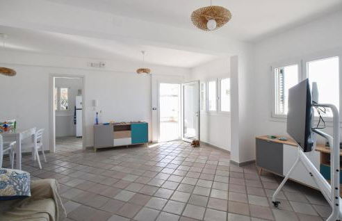 3 Bedroom Lovely Home In Gizzeria Lido - Photo 18