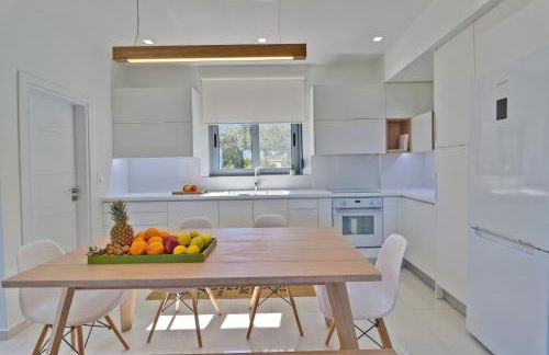 Asterios Villa - Foto 12