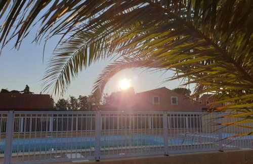 Charmant pavillon proche plage - Piscine & parking - Foto 11