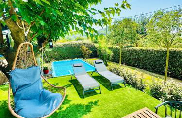 Costa Brava Insólita con Piscina Privada, AC, WIFI, Parking, Terraza - Photo 1