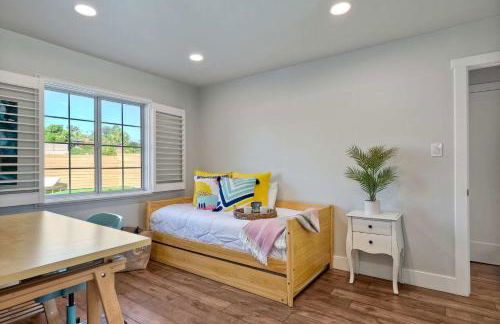 Immaculate 3 BDR in Oceanside - Private Pool & Spa - Photo 45