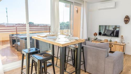 Apartamento Sereno 1 | Piscina, Garaje, Terraza y Playa - Foto 1