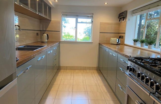 Warwick House - Photo 7