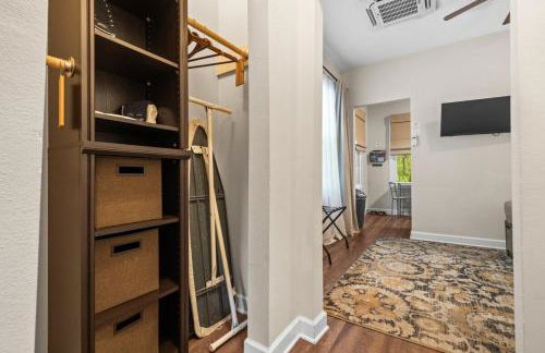 Mountain Bungalow-Walk to Downtown/Biker's Dream! - Foto 10