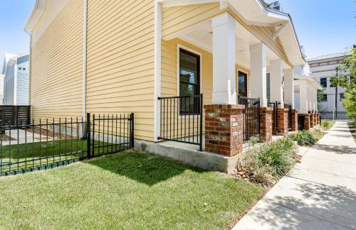 Downtown home with WiFi, central AC, furnished rooftop deck, and full kitchen - Foto 26