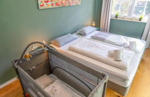 Lüftenblick - 2 Ferienwohnungen am Starnberger See, mit Terrasse oder Balkon, Weitblick, Sauna, Kamin, E-Ladestation - Foto 41