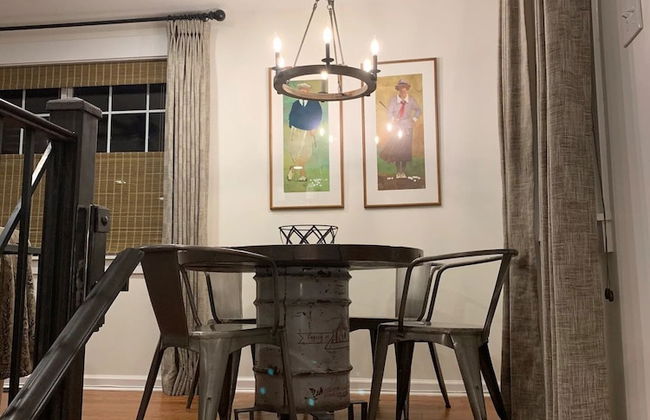 Five-star Historic Boyd Harvey Carriage House 2 Bedroom Home by RedAwning - Foto 17