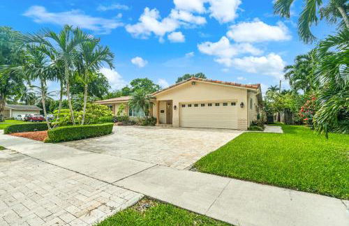 Spacious 4BR/3BA pool home, stylishly decorated - Foto 7